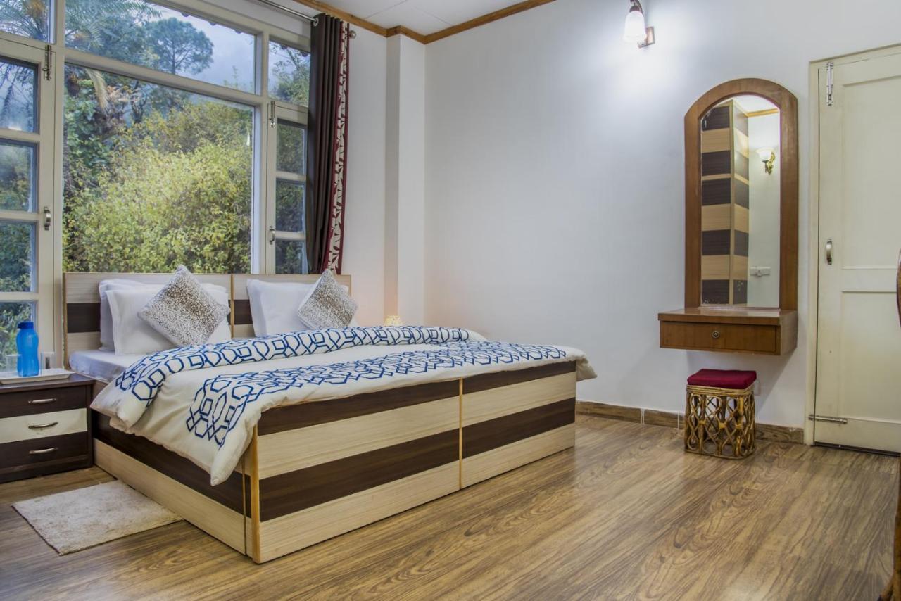 Kasauli Edge Apt With Balcony Exteriér fotografie